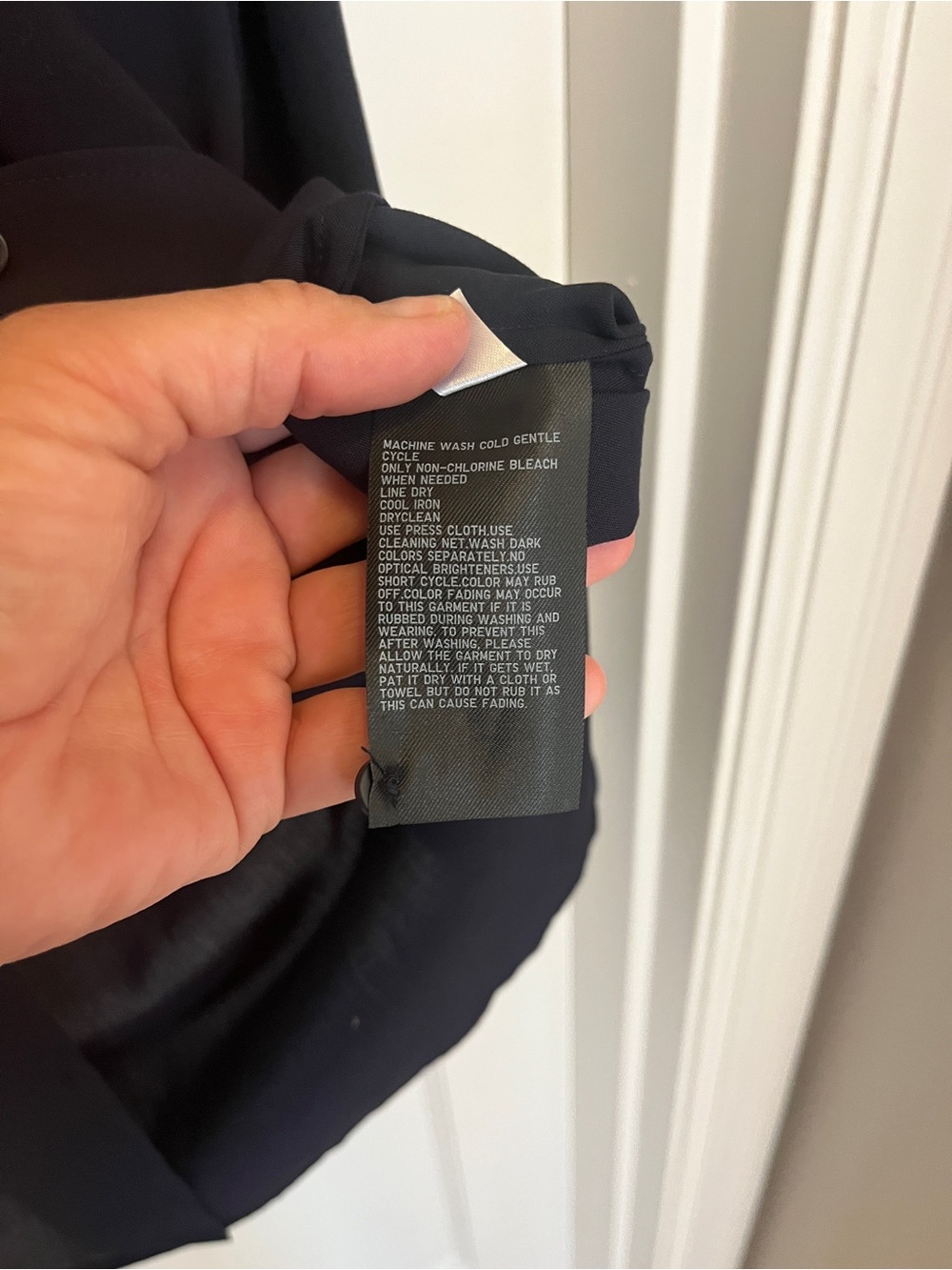 Never worn- UNIQLO Women’s Navy Blouse - Picture 5 of 5